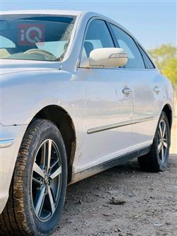 هيونداي أزيرا